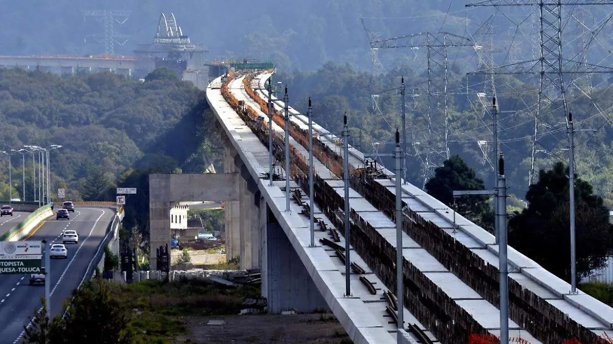 construcción del Tren Suburbano DE TOLUCA. ARCHIVO EL SOL DE TOLUCA (4)